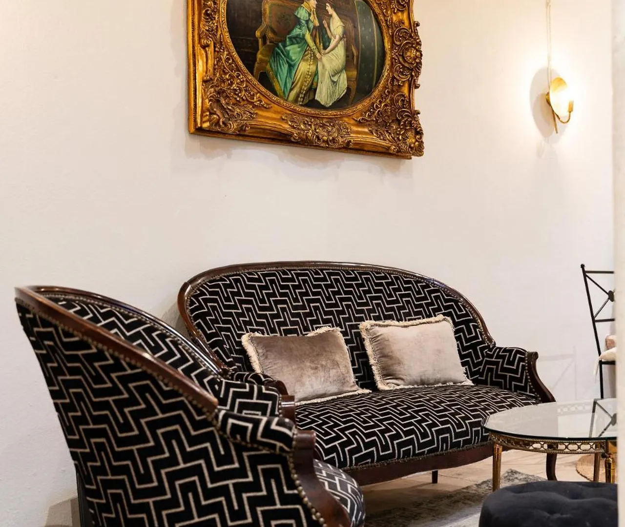 Teatro Suites Malaga Apartment