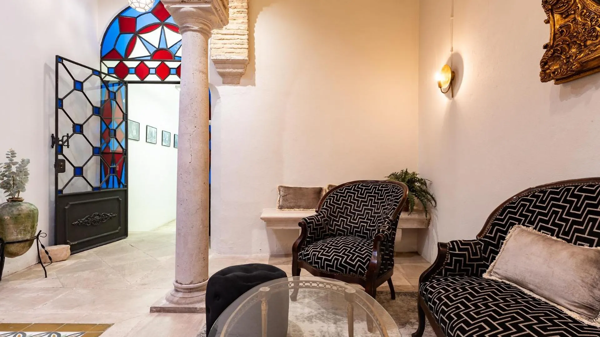 Teatro Suites Malaga Apartment