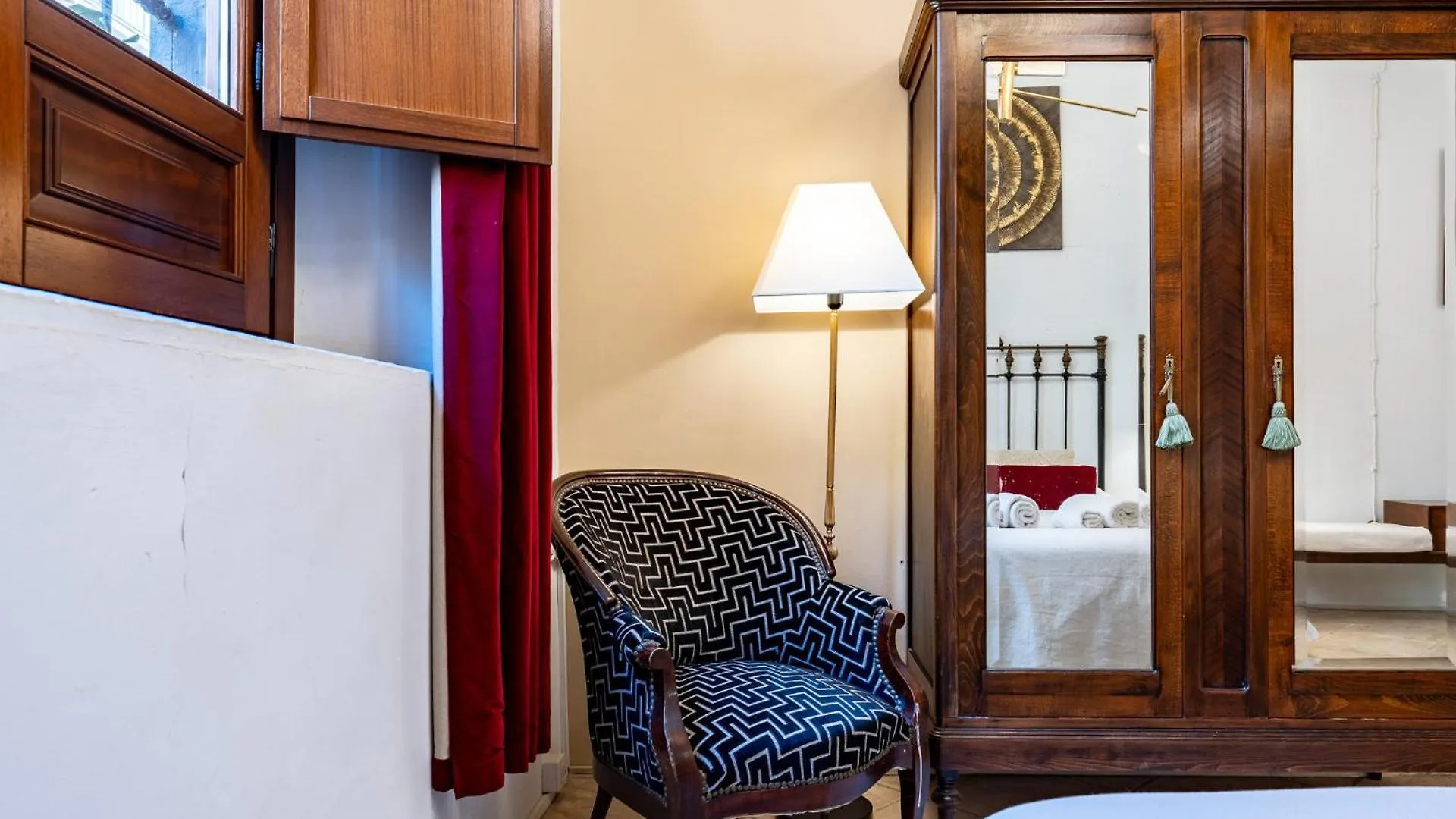 Teatro Suites Malaga Apartment